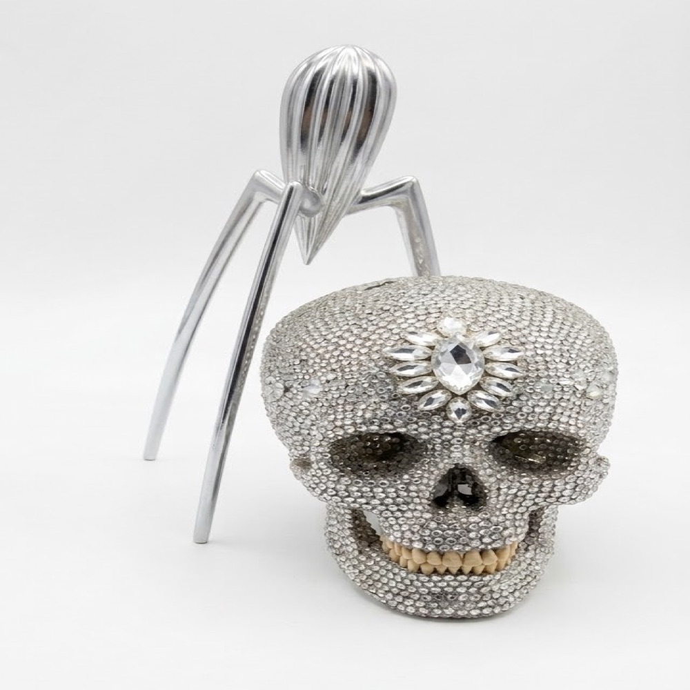 Exprimidor y calavera de diseño